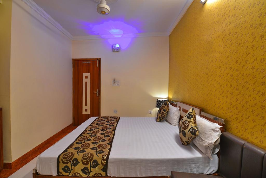 Hotel New Mg Residency Amritsar Exterior photo